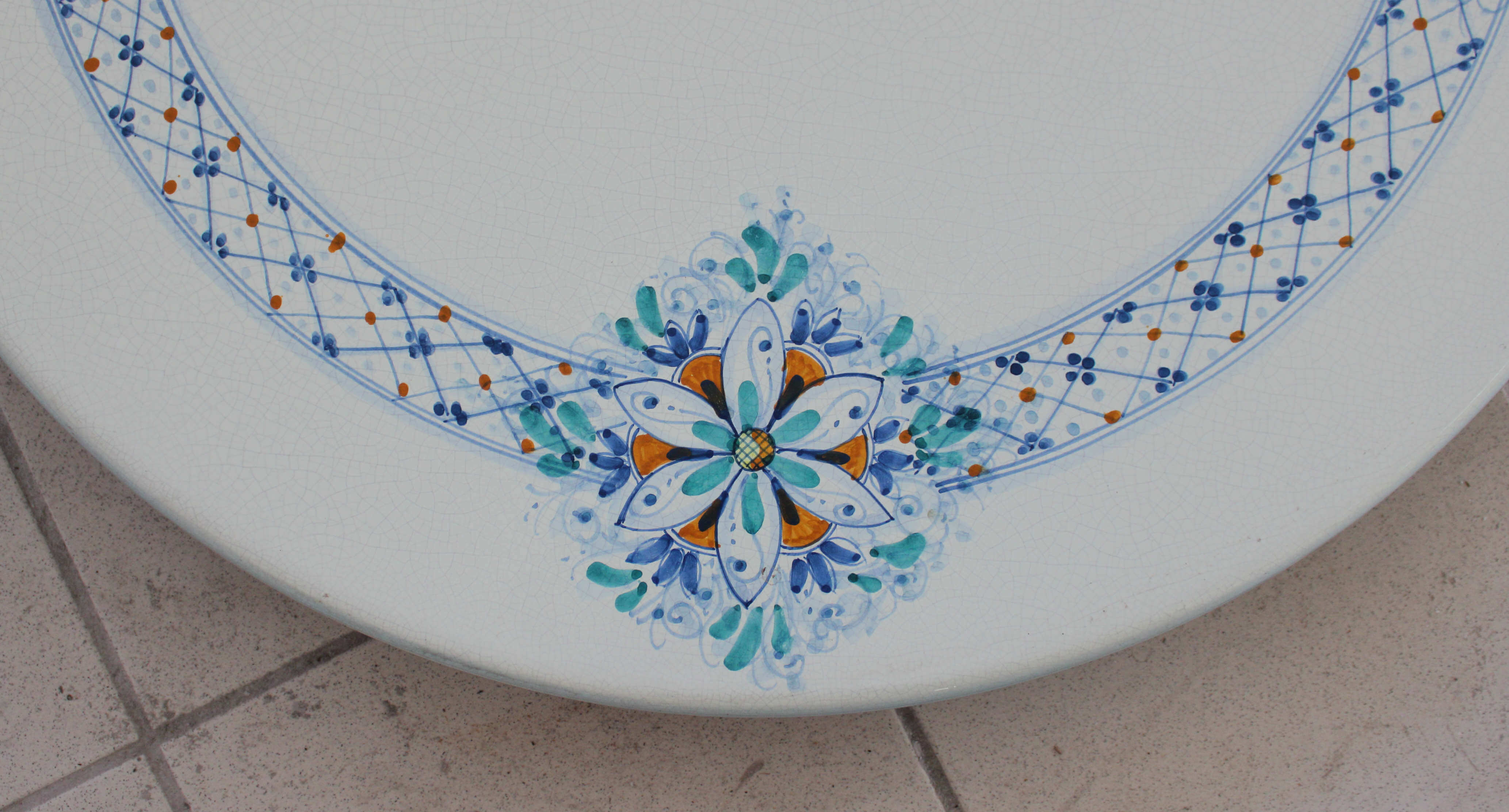 table-round-5-99 detail #2