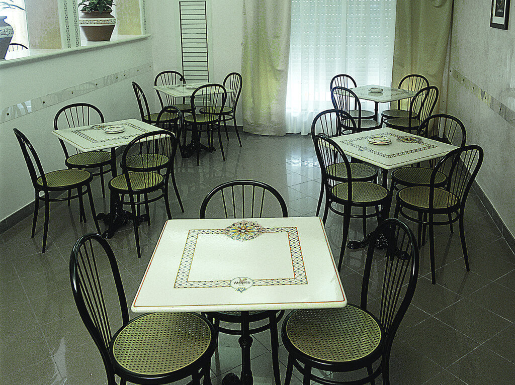 square-tables detail #1