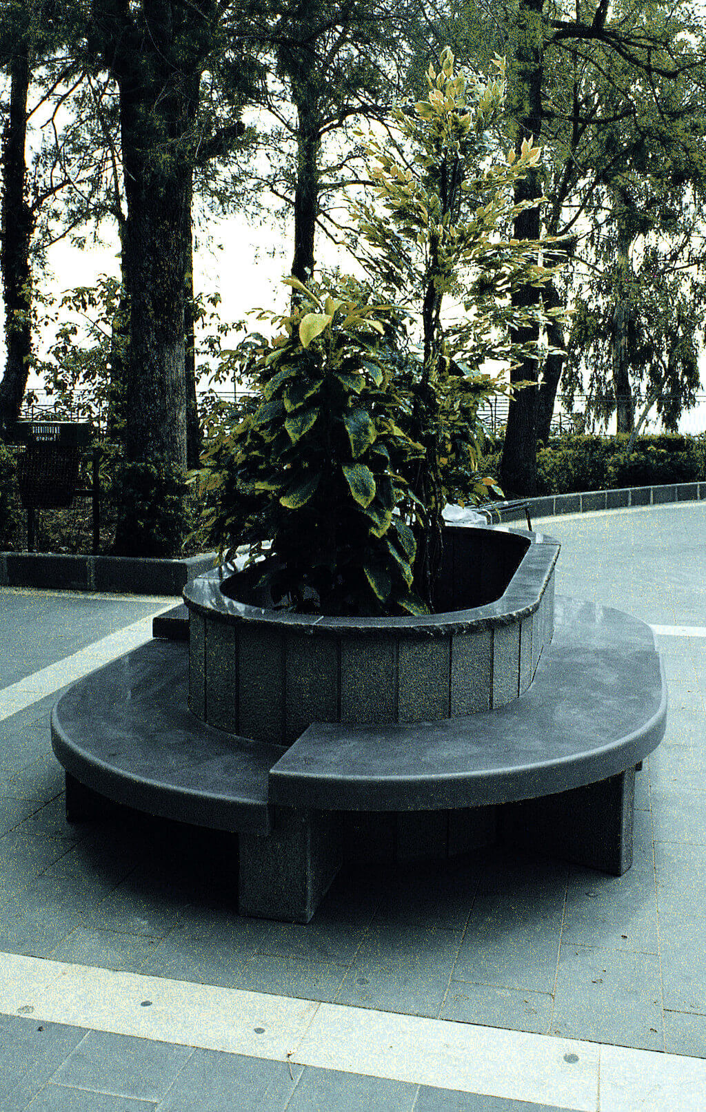 flower-pot-bench-mod-f22 detail #2